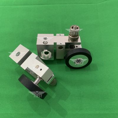 1 সেট ফরওয়ার্ডিং রানার সমাবেশ ব্র্যাকেট রাবার হুইল ফর হেইডেলবার্গ এসএম 74 এসওআরএম