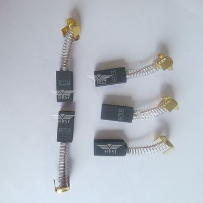 কার্বন ব্রাশ 10*6*20 মিমি প্রিন্টিং মেশিনের জন্য কমোরি রোল্যান্ড কার্বন ব্রাশ