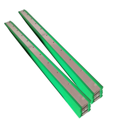 সবুজ রঙ SM102 CD102 সামঞ্জস্যপূর্ণ রাবার ওয়াশ আপ ব্লেড অফসেট প্রিন্টিংয়ের জন্য পলিউরেথেন / রাবার / স্টিল উপাদান সহ